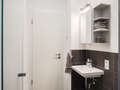 apartment München Neuhausen 02 2. bathroom 15011