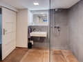 corner townhouse München Nymphenburg 01 2. bathroom 15047