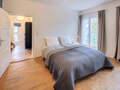 corner townhouse München Nymphenburg 01 1. bedroom 15047