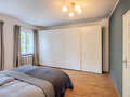 corner townhouse München Nymphenburg 02 1. bedroom 15047