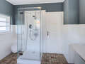 corner townhouse München Nymphenburg 02 1. bathroom 15047