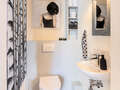 gallery apartment  München Obergiesing 01 separate toilet 15054
