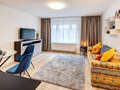 apartment München Maxvorstadt - Rund um den Josephsplatz 01 living room 1522