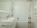 apartment München Schwabing-Nord (zw. Belgrad- & Leopoldstraße) 01 bathroom 1541
