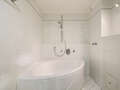 apartment München Schwabing-Nord (zw. Belgrad- & Leopoldstraße) 01 bathroom 1675
