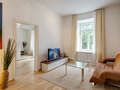 apartment München Schwabing (links der Leopoldstraße) 01 living room 1680