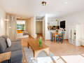 apartment München Schwabing-West (rund um den Hohenzollernplatz) 03 living area 2225