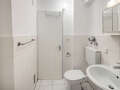 apartment München Schwabing-Nord (zw. Belgrad- & Leopoldstraße) 02 bathroom 2635