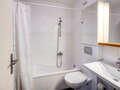 apartment München Glockenbachviertel 01 bathroom 3097