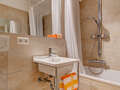 apartment München Schwabing-West (rund um den Hohenzollernplatz) 02 bathroom 3569