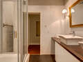 apartment München Gärtnerplatzviertel 03 bathroom 3840