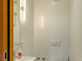 apartment with garden 	 München Harlaching 01 separate toilet 4247