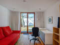 apartment with garden 	 München Harlaching 01 Workspace/Guestroom 4247