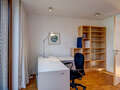 apartment with garden 	 München Harlaching 02 Workspace/Guestroom 4247