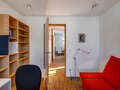 apartment with garden 	 München Harlaching 04 Workspace/Guestroom 4247