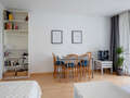 apartment München Schwabing-Nord (zw. Leopoldstraße & Englischen Garten) 04 living room 4452