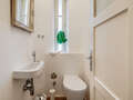 apartment München Altstadt 01 guest toilet 4459