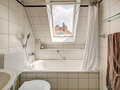 attic apartment München Maxvorstadt - Rund um den Josephsplatz 01 bathroom 4683