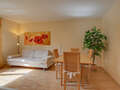 apartment München Schwabing-West (rund um den Hohenzollernplatz) 02 living area 4783