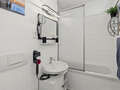 apartment München Moosach 01 bathroom 4969