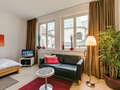 apartment München Lehel 01 living room 5085