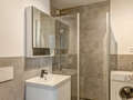 apartment with garden 	 München Solln 01 bathroom 515