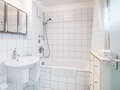apartment with garden 	 München Au 01 bathroom 5163