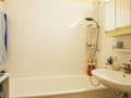 apartment München Schwabing-Georgenschwaige 01 bathroom 5164