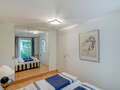 apartment München Glockenbachviertel 04 sleeping area 523