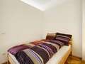 apartment München Glockenbachviertel 02 sleeping area 5247