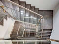 apartment München Altstadt 01 staircase 5396