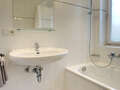 apartment München Altbogenhausen 01 bathroom 5506
