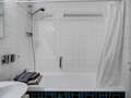 apartment München Schwabing-Georgenschwaige 01 bathroom 5522