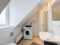attic apartment München Schwabing 02 bathroom 5576
