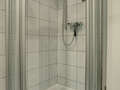 apartment with garden 	 Baierbrunn 03 bathroom 5633