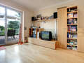 apartment with garden 	 Baierbrunn 02 living area 5633