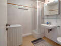 apartment Unterhaching 01 bathroom 5656