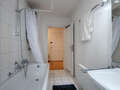 apartment München Schwabing-West (rund um den Hohenzollernplatz) 01 bathroom 5868