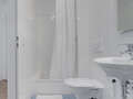apartment München Haidhausen 02 2. bathroom 5937