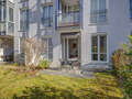 apartment with garden 	 München Neuhausen 03 garden 6696