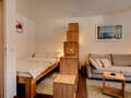 studio München Ludwigsvorstadt 05 living room 7070