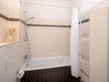 attic apartment München Neuhausen 02 bathroom 7084