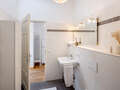 attic apartment München Neuhausen 03 bathroom 7084