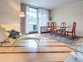 apartment München Arabellapark 03 living room 7141