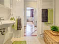 apartment München Arabellapark 03 bathroom 7141