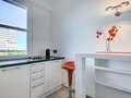 roof terrace apartment München Arabellapark 02 kitchen 7279