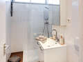apartment München Moosach 01 bathroom 7399