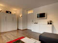 apartment München Neuhausen 04 living room 7421