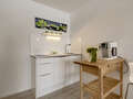 apartment München Arabellapark 02 kitchen 7496