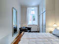 apartment München Gärtnerplatzviertel 02 sleeping area 7556